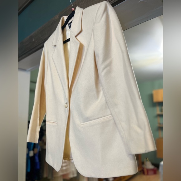 Vintage Sag Harbor Cream Wool Blazer, 4/Small - Picture 4 of 7